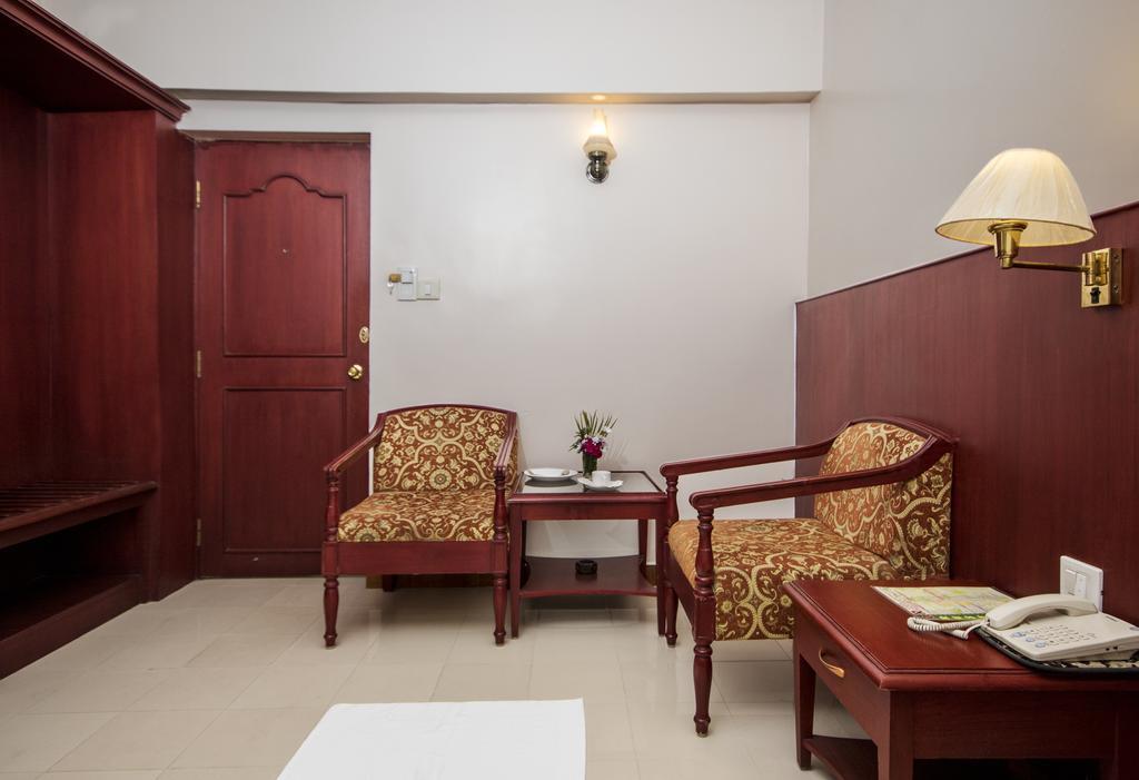 Готель Rr Residency Кодайканал Номер фото